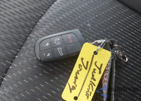 2017 Dodge Journey Sxt from USA, damaged, VIN 3C4PDCBGXHT511289